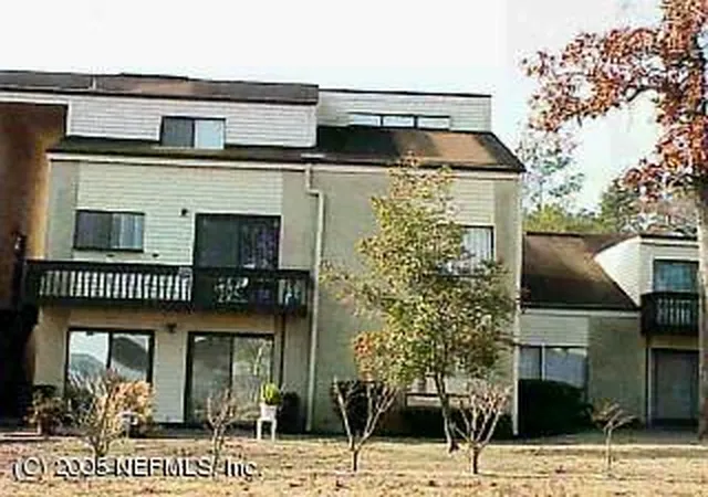 Photo 1 of Condominium at 5400 La Moya Ave, Jacksonville, FL 32210 | MLS# 8406 | | Sold on 2001-03-15