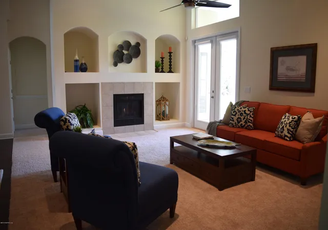 Photo 4 of Single Family Residence at 184 Oak Common Ave, Saint Augustine, FL 32095 | MLS# 923324 | | Sold on 2018-07-02