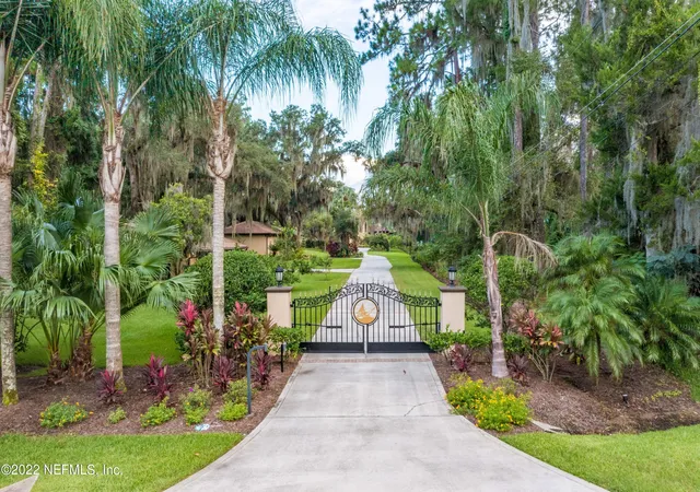 Photo 3 of Single family home for sale at 8289 Colee Cove Rd, Saint Augustine, FL 32092 | MLS# 1186603 | Listing updated on 2026-02-27