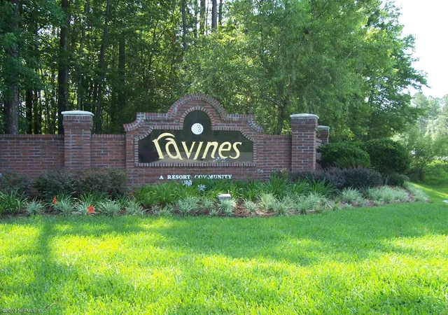Condo for sale at 2970 Ravines Rd #Unit 1327, Middleburg, FL 32068 | MLS# 377509 | Listing updated on 2024-01-20