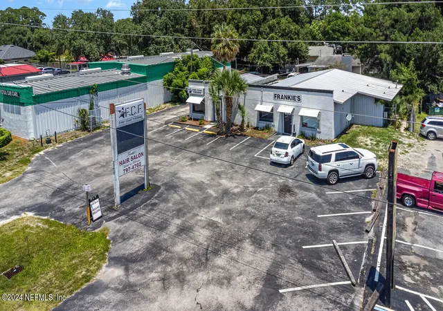 Photo 2 of Single family home for sale at 2570 Us Hwy 1 S, Saint Augustine, FL 32086 | MLS# 2003965 | Listing updated on 2026-10-27