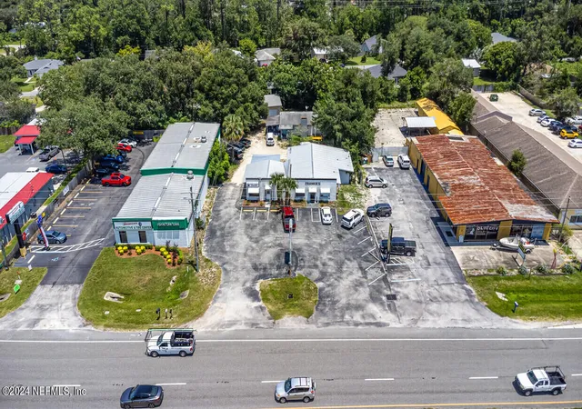 Photo 3 of Single family home for sale at 2570 Us Hwy 1 S, Saint Augustine, FL 32086 | MLS# 2003965 | Listing updated on 2026-10-27