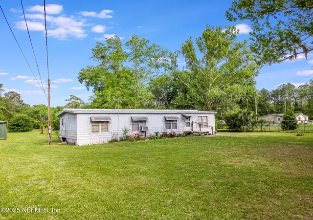 Photo 3 of Sale Pending at 14111 Grover Rd, Jacksonville, FL 32226 | MLS# 2085190 | Listing updated on 2025-11-12