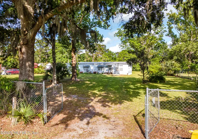 Photo 3 of Sale Pending at 14111 Grover Rd, Jacksonville, FL 32226 | MLS# 2085190 | Listing updated on 2025-11-12