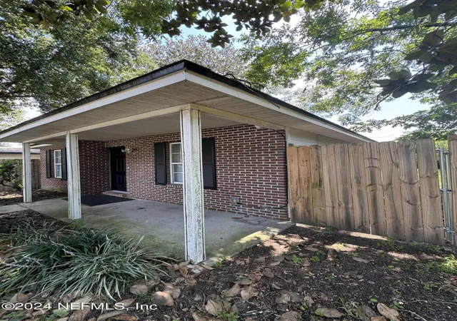 3rd image of 1438 Ron Rd, Jacksonville, FL 32210 | MLS# 2042518