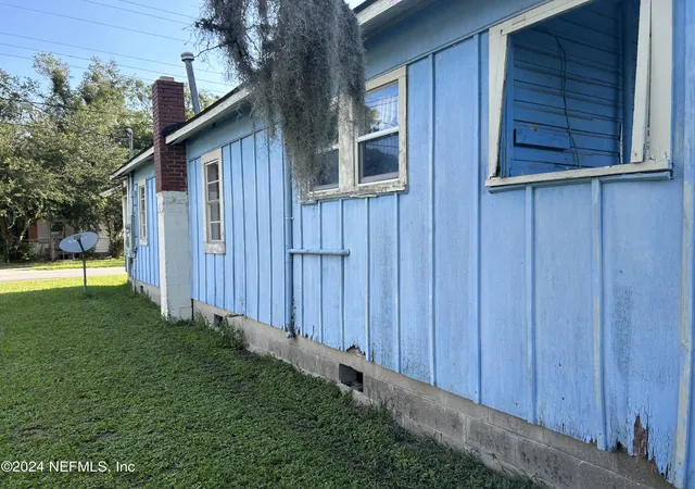 Photo 20 of Sale Pending at 1511 Bronson St, Palatka, FL 32177 | MLS# 2045771 | Listing updated on 2026-10-19