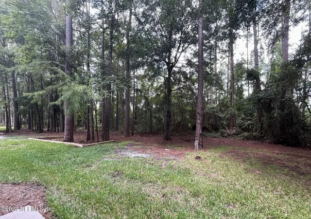 2nd image of 320 Ryder Cup Cir, St. Augustine, FL 32092