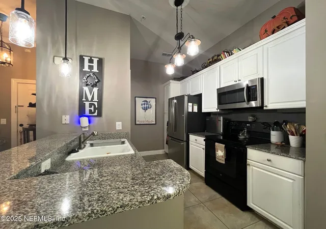 4th image of 320 Ryder Cup Cir, St. Augustine, FL 32092