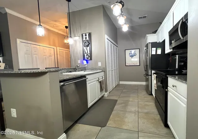 5th image of 320 Ryder Cup Cir, St. Augustine, FL 32092