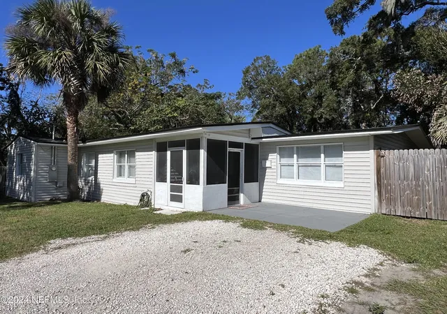 Photo 2 of Single family home for sale at 5519 River Forest Dr, Jacksonville, FL 32211 | MLS# 2055657 | Listing updated on 2026-07-22