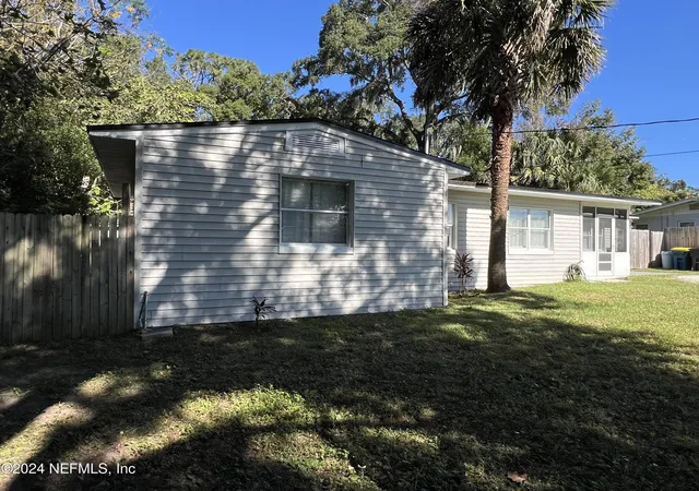 Photo 3 of Single family home for sale at 5519 River Forest Dr, Jacksonville, FL 32211 | MLS# 2055657 | Listing updated on 2026-07-22