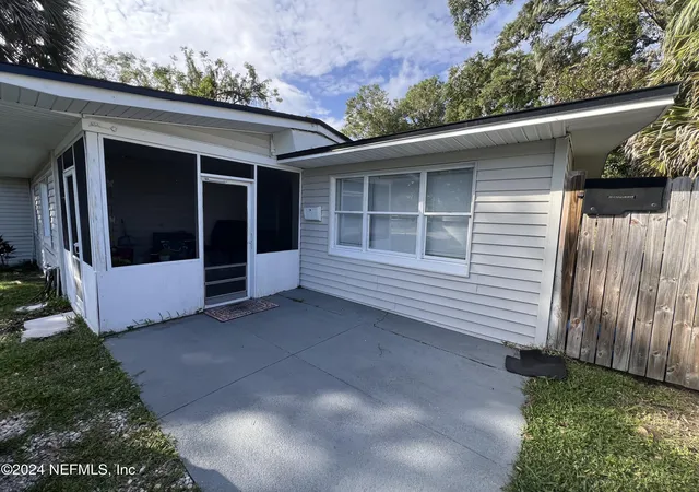 Photo 4 of Single family home for sale at 5519 River Forest Dr, Jacksonville, FL 32211 | MLS# 2055657 | Listing updated on 2026-07-22