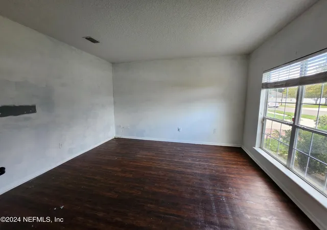 Photo 2 of Single family home for sale at 9194 Prosperity Lake Dr, Jacksonville, FL 32244 | MLS# 2057265 | Listing updated on 2026-03-27