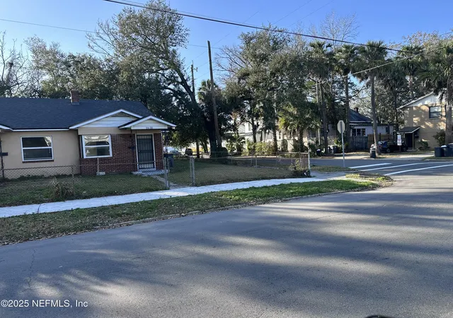 4th image of 2622 Market St, Jacksonville, FL 32206 | MLS# 2061102