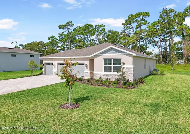 Photo 3 of Single family home for sale at 9109 Players Dr, Brooksville, FL 34613 | MLS# 2071522 | Listing updated on 2026-09-15