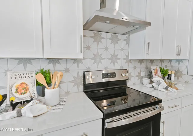 5th image of 6041 Oracle Ct, Jacksonville, FL 32205 | MLS# 2071597