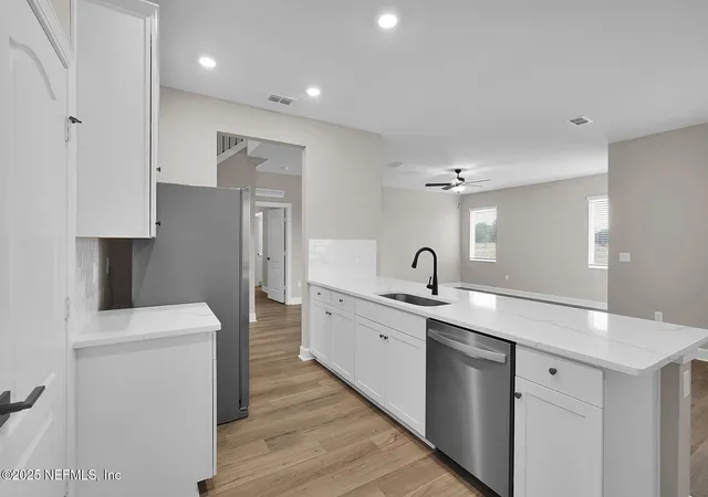 Photo 4 of Single family home for sale at 2118 Black Glass Pl, Middleburg, FL 32068 | MLS# 2075726 | Listing updated on 2026-06-05