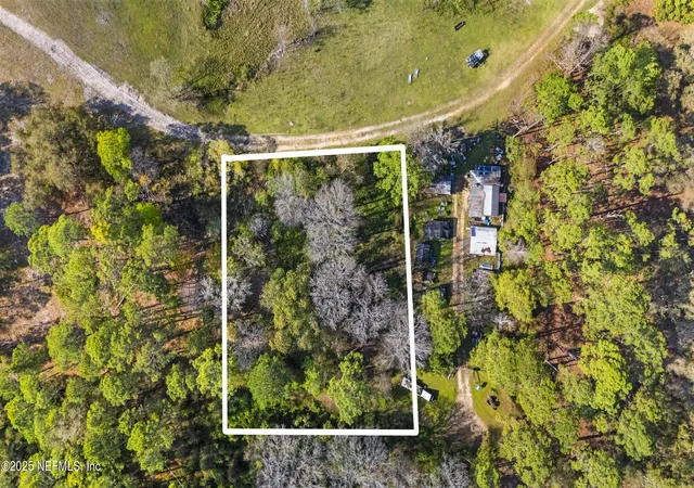Photo 3 of Land for sale at 107 Joy Ave, Interlachen, FL 32148 | MLS# 2076012 | Listing updated on 2026-09-23