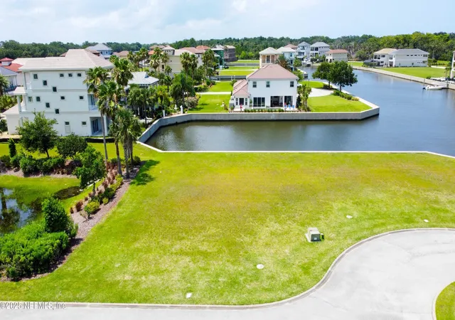 3rd image of 8 Schooner Cir, Palm Coast, FL 32137 | MLS# 2076758