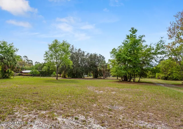 4th image of 1017 Old Gainesville Hwy, Interlachen, FL 32148 | MLS# 2078756