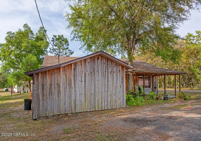 4th image of 335 S Carolina St, Hawthorne, FL 32640 | MLS# 2084648