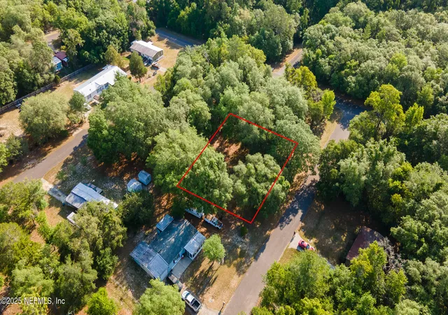 Photo 4 of Land for sale at 102 Rose Dr, Interlachen, FL 32148 | MLS# 2086411 | Listing updated on 2026-10-06