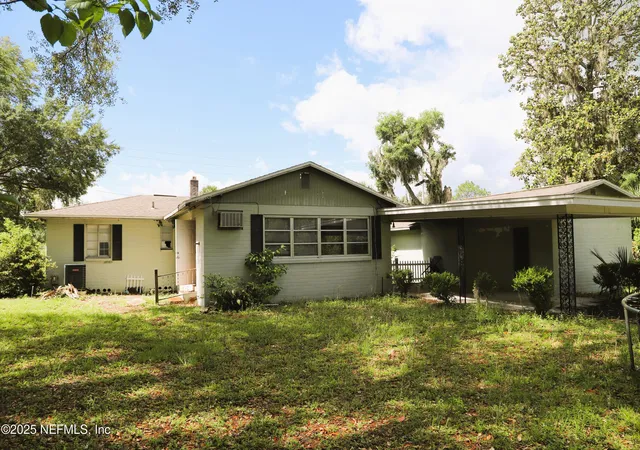 1st image of 21514 Se 69th Ave, Hawthorne, FL 32640 | MLS# 2087816