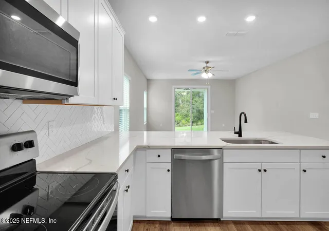 Photo 3 of Single family home for sale at 6975 Canoe Birch Rd, Jacksonville, FL 32219 | MLS# 2088626 | Listing updated on 2026-10-02