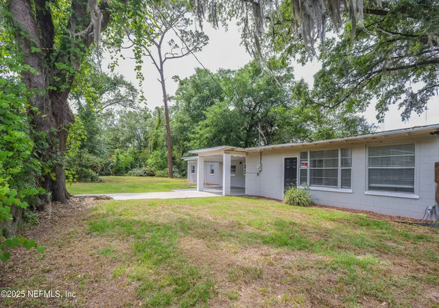 3rd image of 6351 Fabian Dr, Jacksonville, FL 32210 | MLS# 2089646