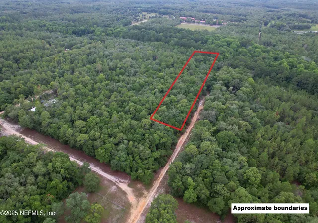 1st image of 0000 Huron St, Interlachen, FL 32148 | MLS# 2089859
