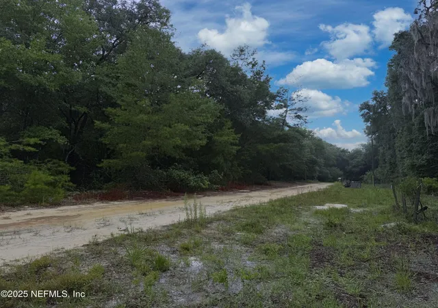 5th image of 0000 Huron St, Interlachen, FL 32148 | MLS# 2089859