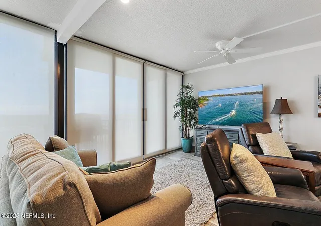 5th image of 601 1St St, Jacksonville Beach, FL 32250