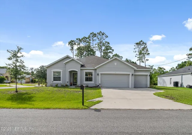 Photo 2 of Single family home for sale at 5 Bud Hollow Dr, Palm Coast, FL 32137 | MLS# 2097194 | Listing updated on 2026-04-30