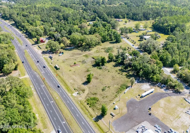 4th image of 9627 Us Hwy 301, Hampton, FL 32044 | MLS# 2094896