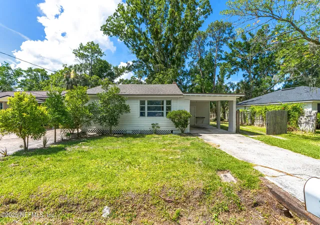 2nd image of 3840 Adirolf Rd, Jacksonville, FL 32207 | MLS# 2095950