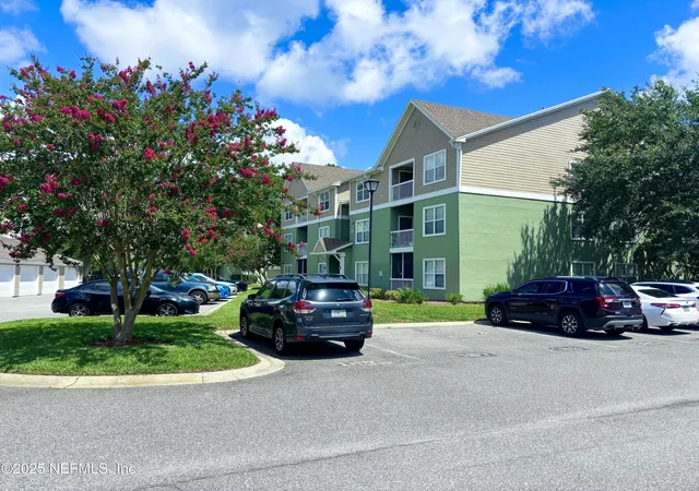 Photo 3 of Condo for sale at 7701 Timberlin Park Blvd #322, Jacksonville, FL 32256 | MLS# 2096136 | Listing updated on 2026-03-10