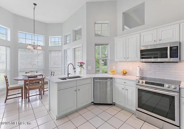 Photo 3 of Single family home for sale at 9927 Chelsea Lake Rd, Jacksonville, FL 32256 | MLS# 2098262 | Listing updated on 2026-09-16
