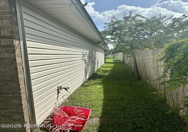 Photo 4 of Sale Pending at 1715 Saw Lake Dr, Middleburg, FL 32068 | MLS# 2100563 | Listing updated on 2026-07-01