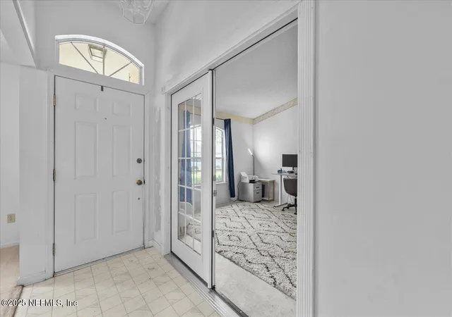 5th image of 9125 Camshire Dr, Jacksonville, FL 32244 | MLS# 2101552