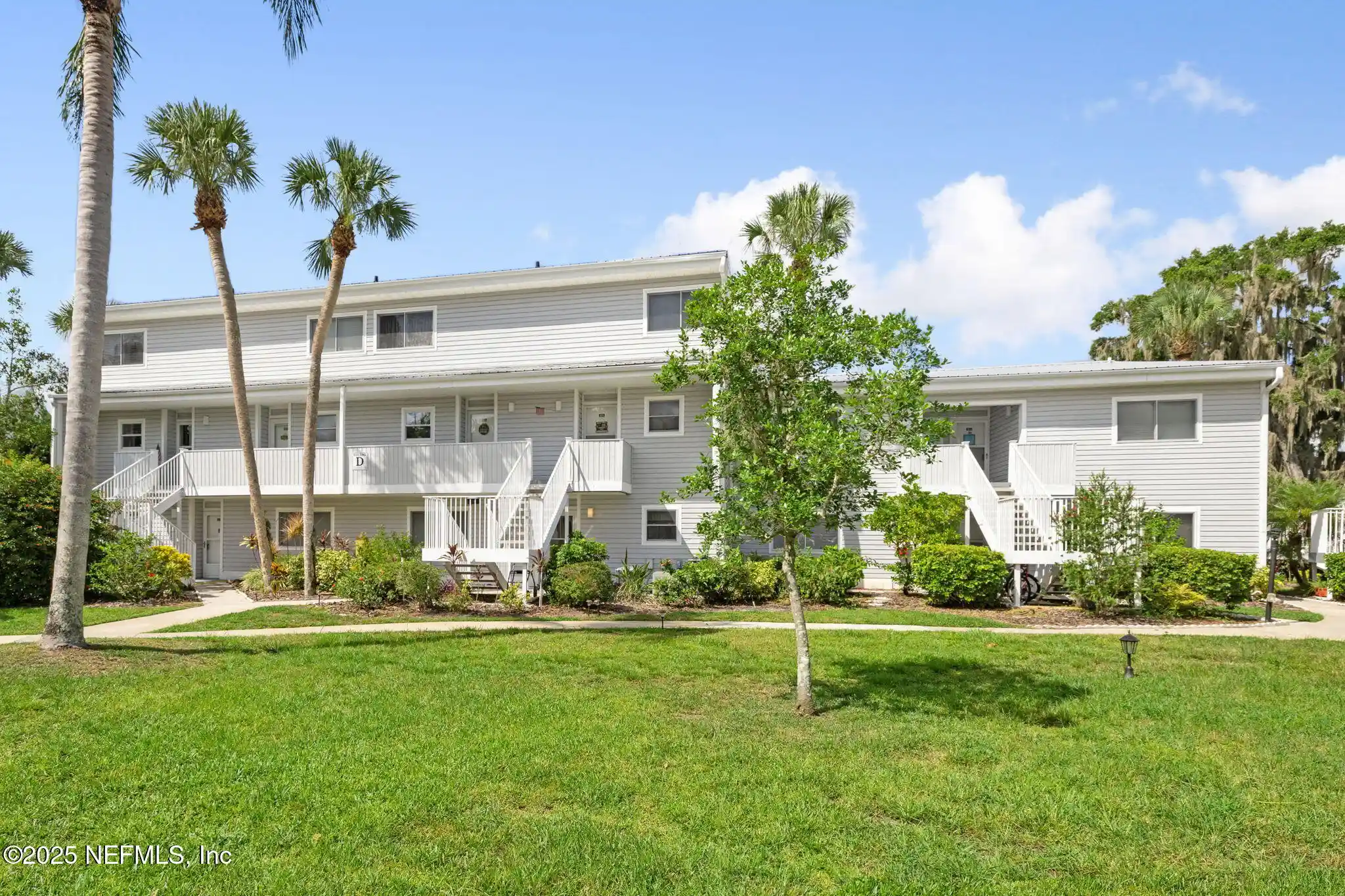 Listing Photo 2 - Condo for sale in 125 River Bend Pl located at 125 River Bend Pl, Welaka, FL 32193 - Unit #BLD. D