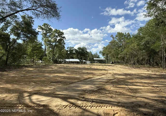 1st image of 6759 Linwood Dr, Keystone Heights, FL 32656 | MLS# 2102613