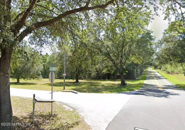 Photo 4 of Land for sale at Bch Blvd Sw Kingfish Rd Sw, Dunnellon, FL 34431 | MLS# 2103049 | Listing updated on 2026-10-07