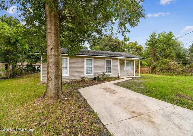 Photo 3 of Single family home for sale at 9134 10th Avenue, Jacksonville, FL 32208 | MLS# 2105807 | Listing updated on 2026-10-20