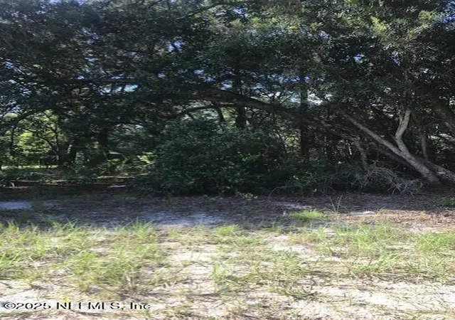 Photo 2 of Land for sale at 114 Heinz Rd, Hawthorne, FL 32640 | MLS# 2103308 | Listing updated on 2026-10-20