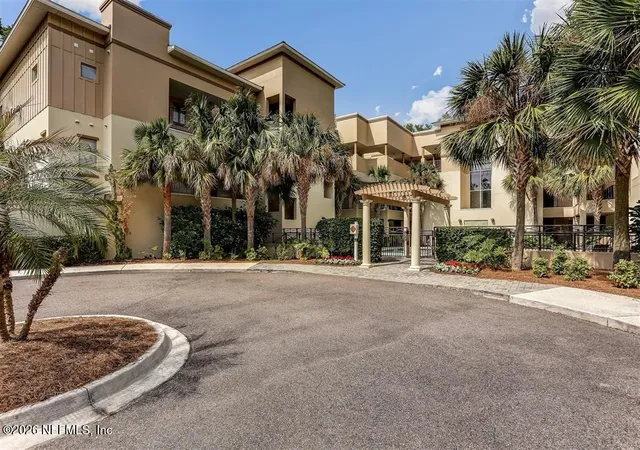 Photo 2 of Condo for sale at 2523 &2524 Boxwood Ln, Fernandina Beach, FL 32034 | MLS# 2152256 | Listing updated on 2026-08-06