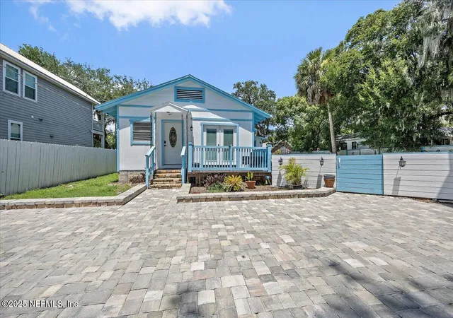 2nd image of 6 E San Carlos Ave, St. Augustine, FL 32084 | MLS# 2131492