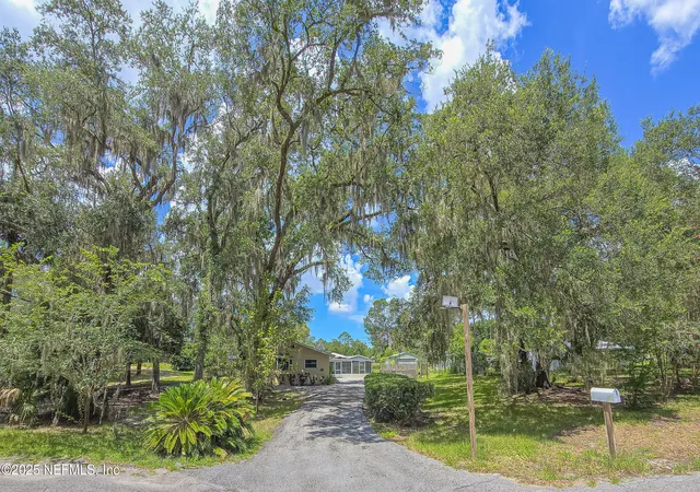 1st image of 5 55th St, Yankeetown, FL 34498 | MLS# 2103538