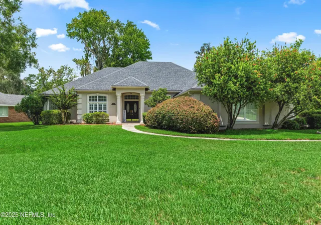 Single family home for sale at 729 Cherry Grv Rd, Orange Park, FL 32073 | MLS# 2104938 | Listing updated on 2025-12-03