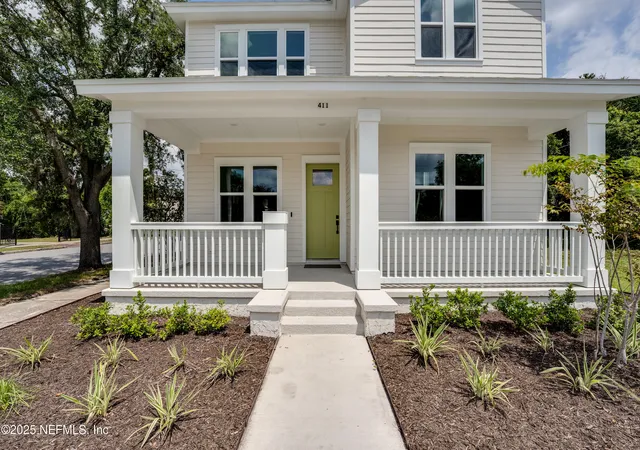 2nd image of 411 E 1st St, Jacksonville, FL 32206 | MLS# 2105057