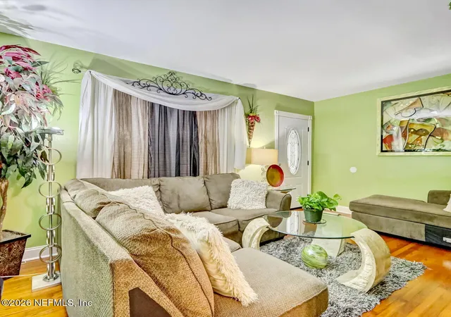 5th image of 3241 Caribbean Dr, Jacksonville, FL 32277 | MLS# 2139927